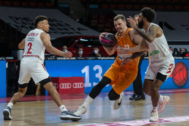 以张三为例 以张三为例